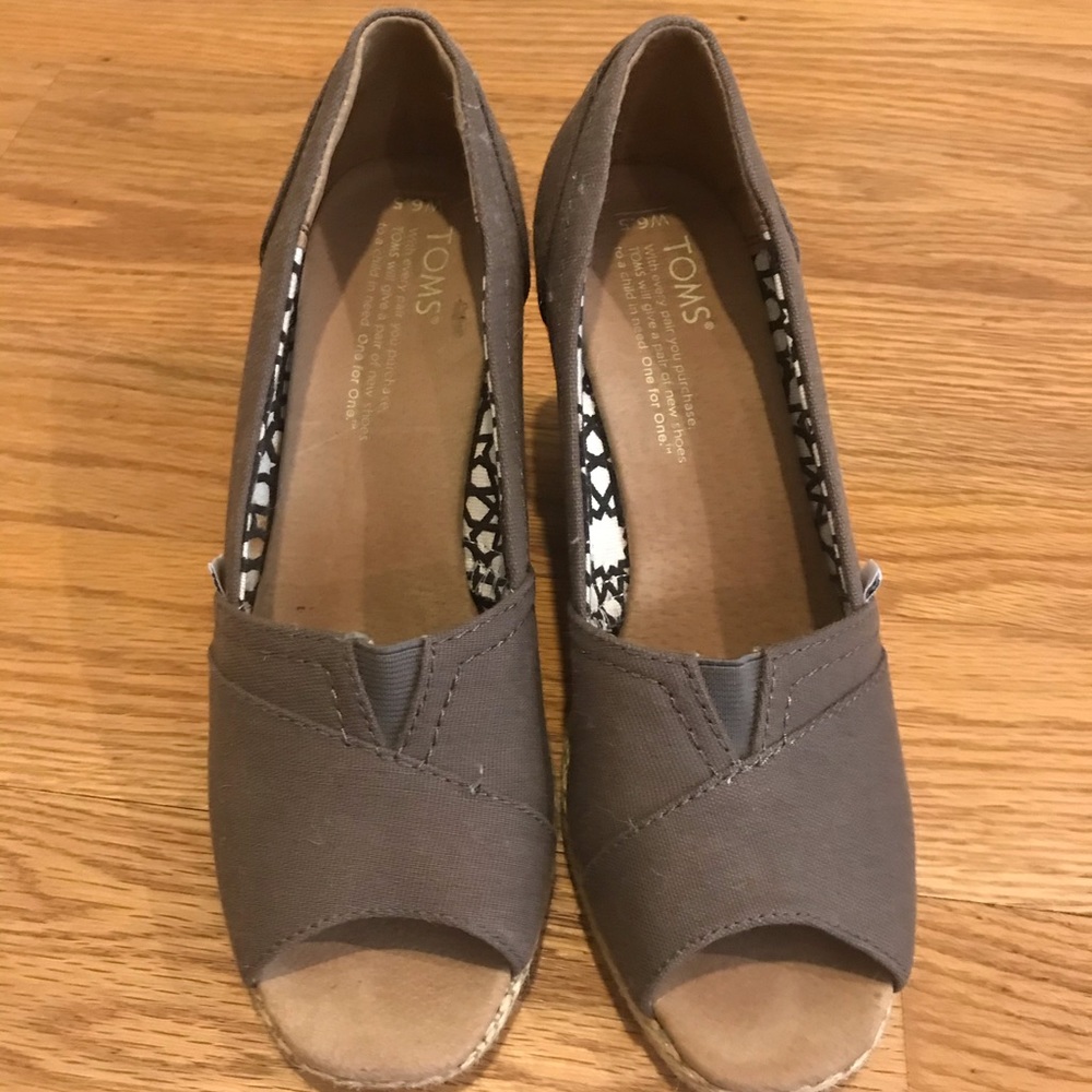 TOMS espadrille sandals